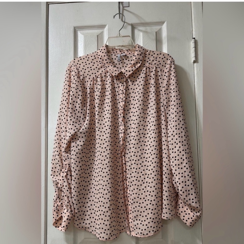 Elle Women’s SIZE XXL Blush and Black Polka Dot Long Sleeved Silky Top